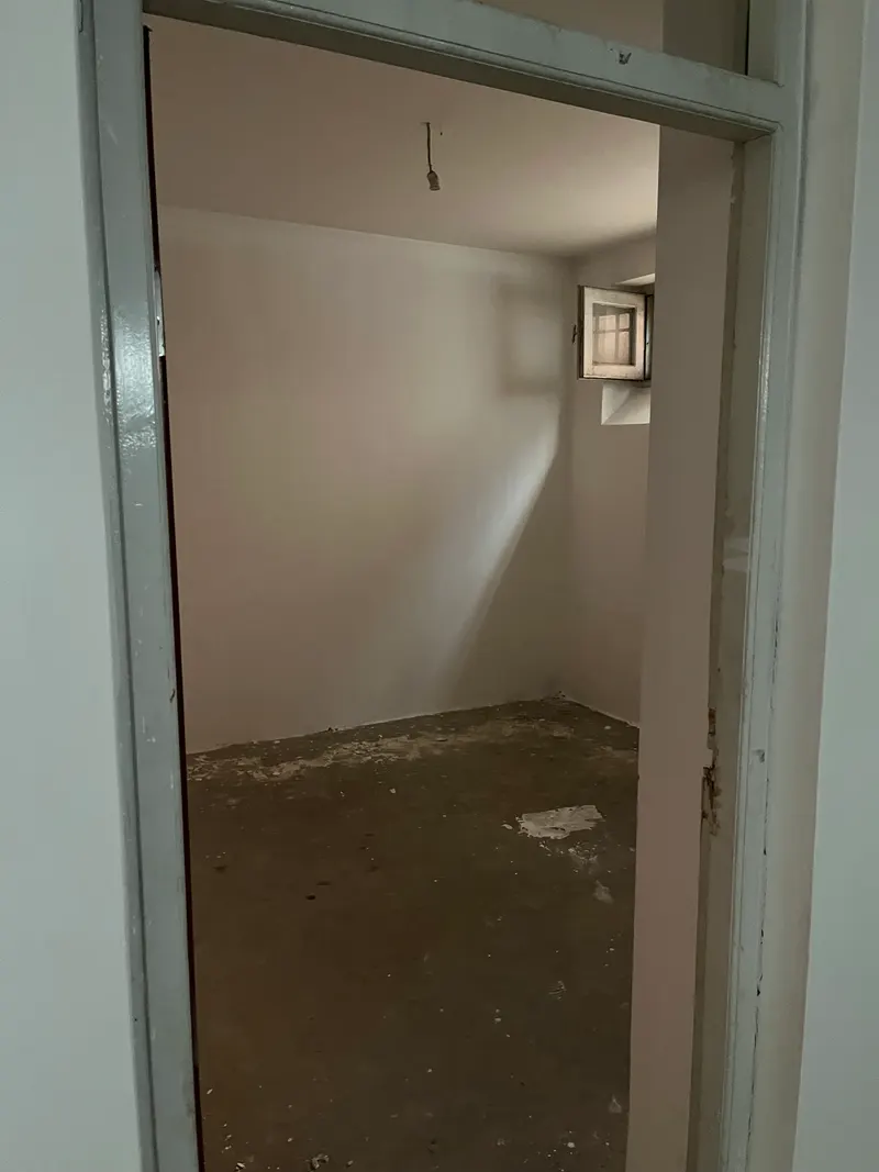 Basement for rent, 2 rooms, 9 x 7 m, for storage or workshop (4)