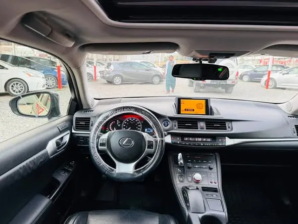 Lexus 2011 (4)