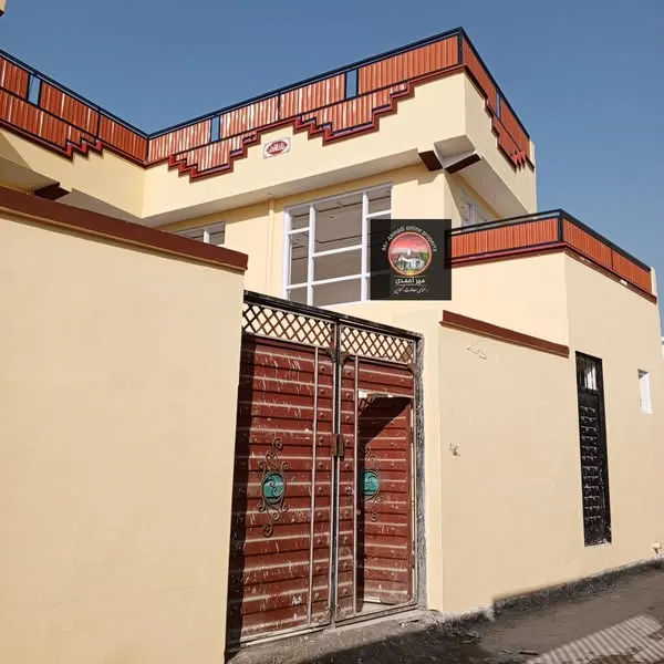 New 2-storey house for sale, 170 m², with separate guest house (1)