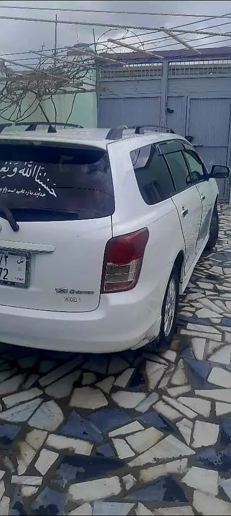 Toyota Fielder 2012 (2)