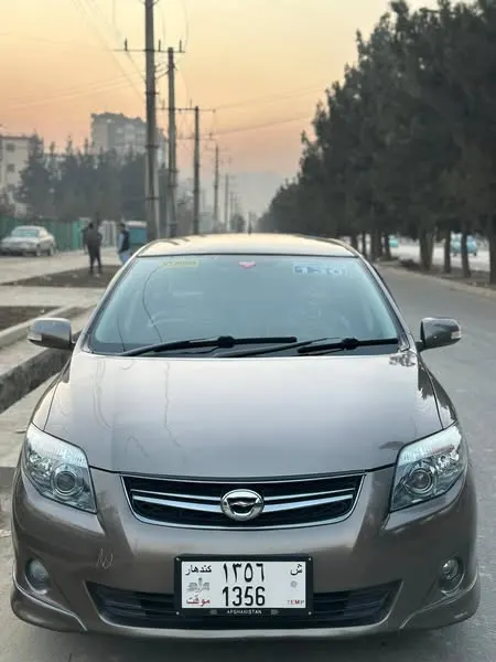 Toyota Fielder 2010 (1)