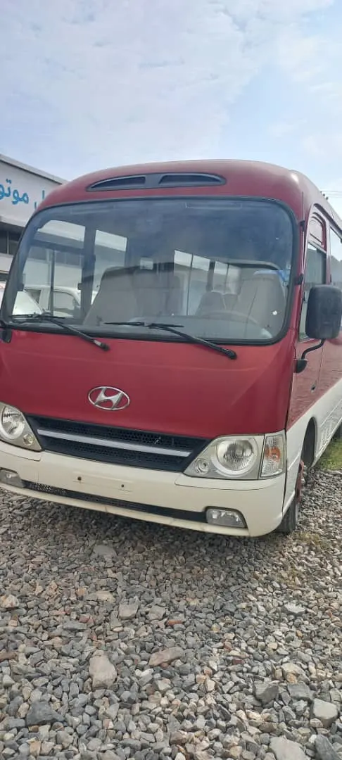 Hyundai County Bus 2012 (4)