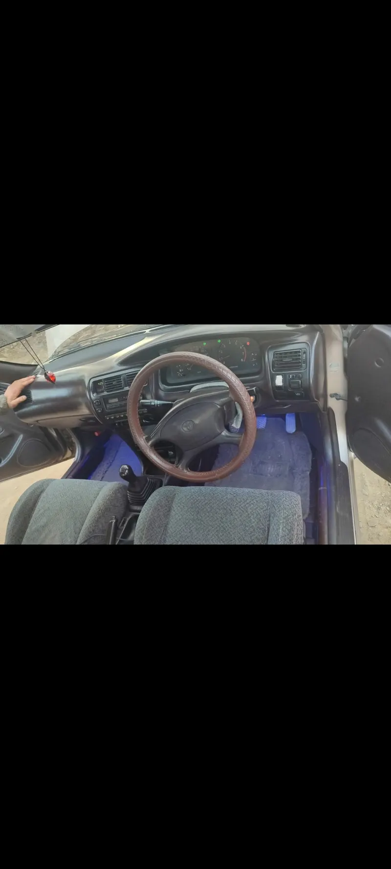 Toyota Corolla 1994 (3)