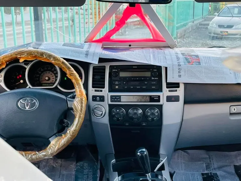 Toyota 4Runner 2005 (4)