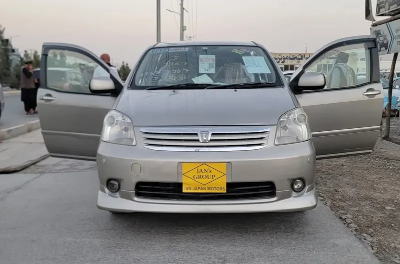 Toyota 2004 (2)