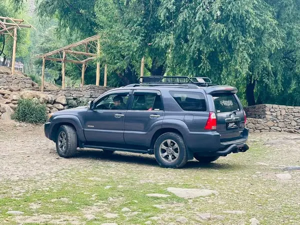 Toyota 4 Runner 2005 (3)