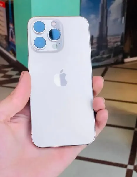 iPhone 13 Pro (1)
