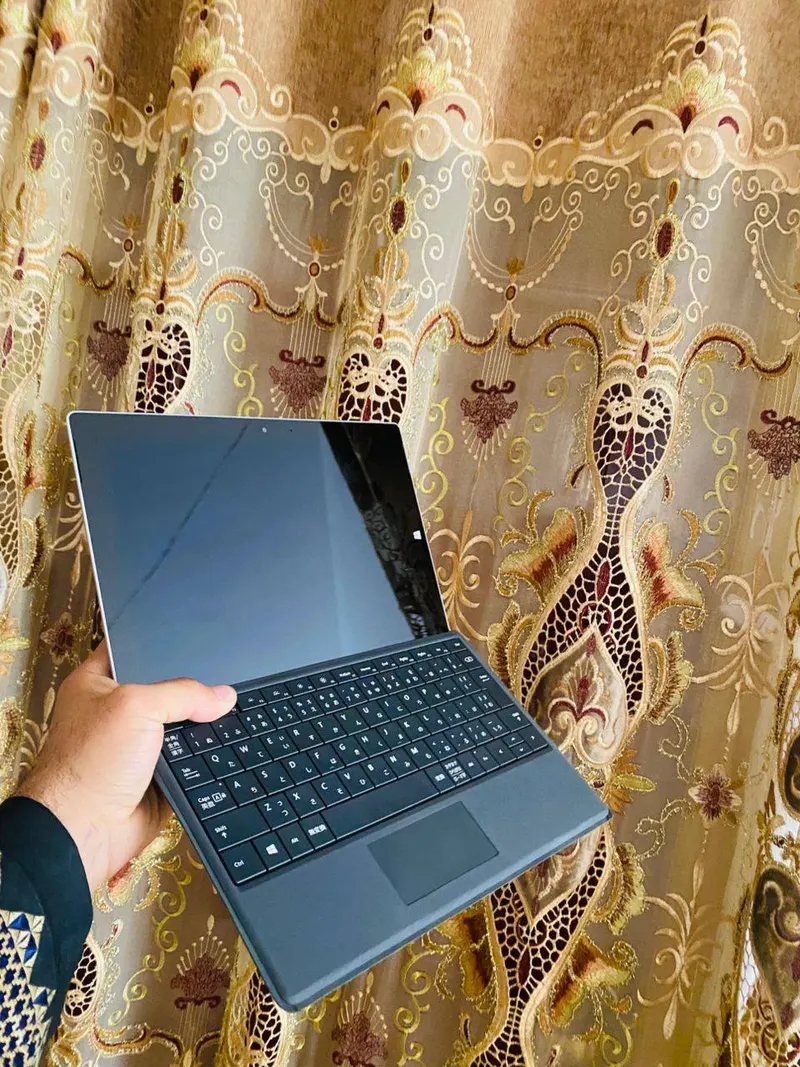 Laptop Microsoft Pro 3 For sale (1)