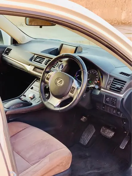 Lexus 2011 (4)