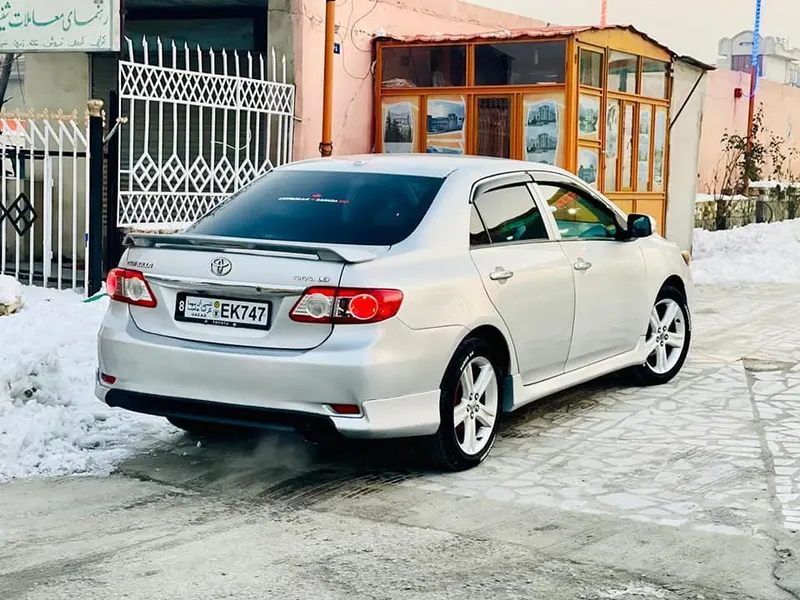 Toyota Corolla 2010 (3)