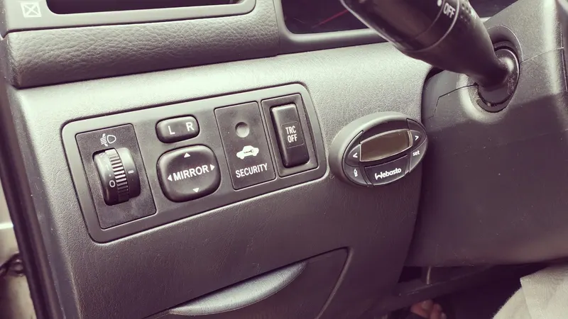 Toyota Fielder 2007 (6)