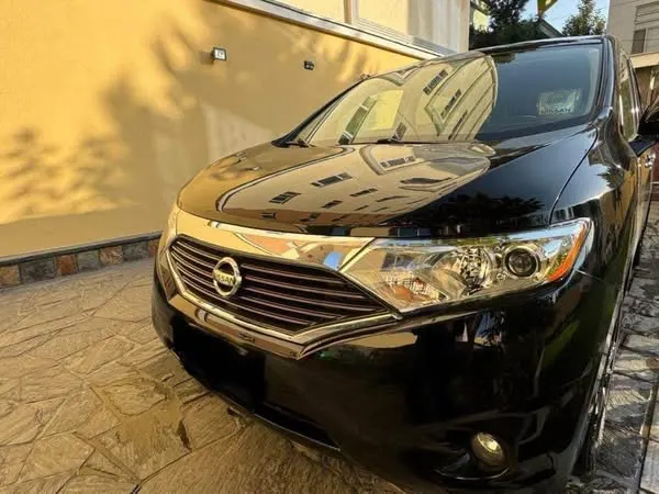 Nissan Quest 2014 (2)