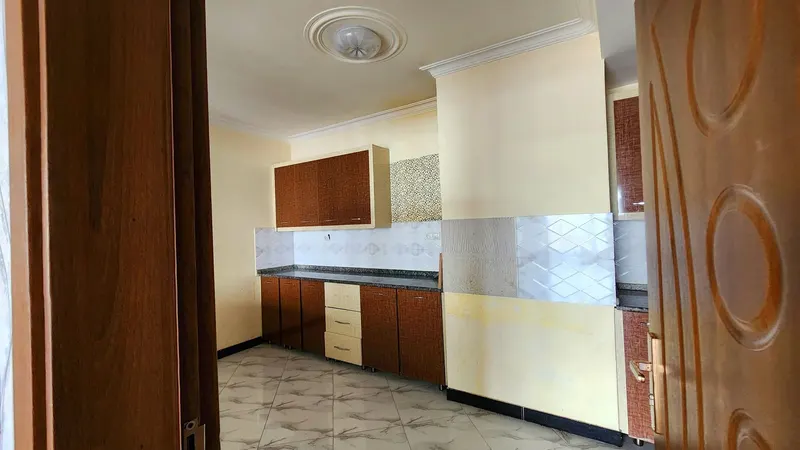 آپارتمان VIP چهار اتاقه برای فروش (4)