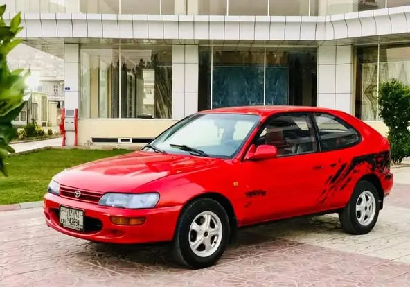Toyota Corolla 1996 (1)