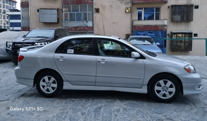 Toyota Corolla 2005 (3)