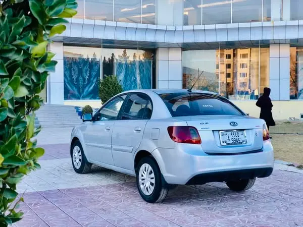 Toyota Corolla 2010 (3)