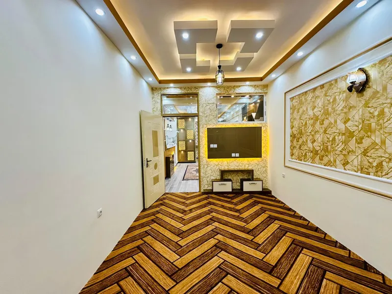 Spacious 3-Room Apartment (3)