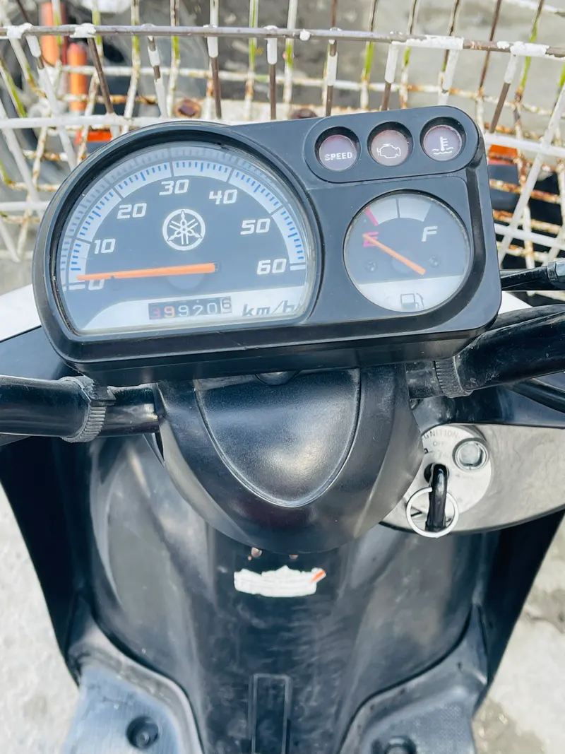 YAMAHA 50 cc (3)