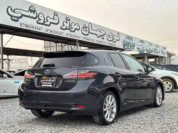 Lexus 2011 (3)