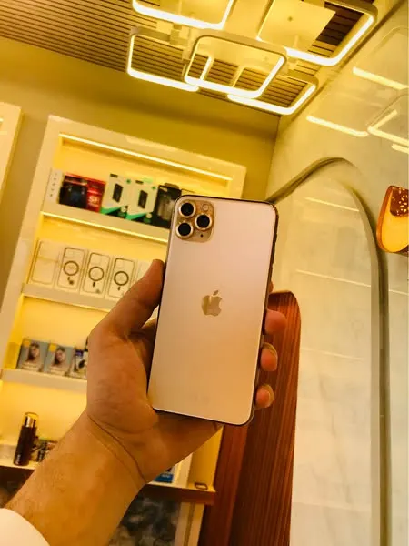 I Phone 11 Pro Max for sale (1)