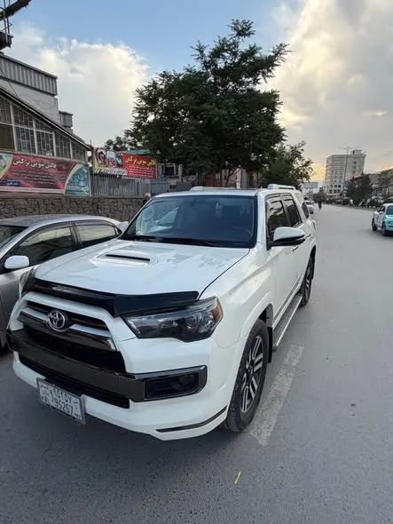 تویوتا 4Runner 2014 (2)