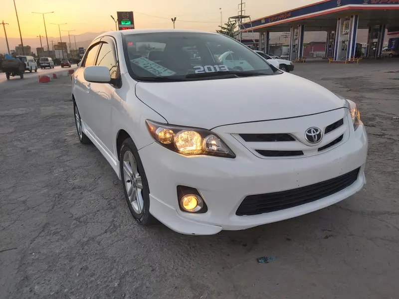Toyota Corolla 2013 (3)