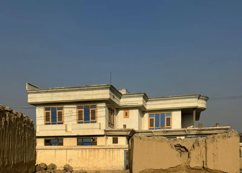2-storey house for sale, 11 rooms, 4.5 biswa, Gas Group, District 19, Kabul (3)