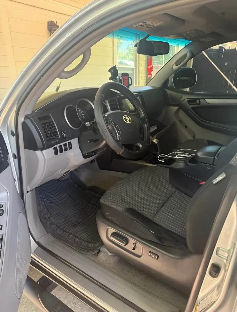 Toyota 4Runner Sport 2008 (3)