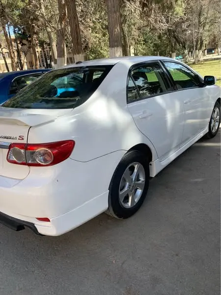Toyota Corolla 2009 (3)