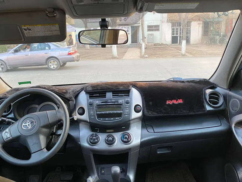 تویوتا RAV4 2006 (8)