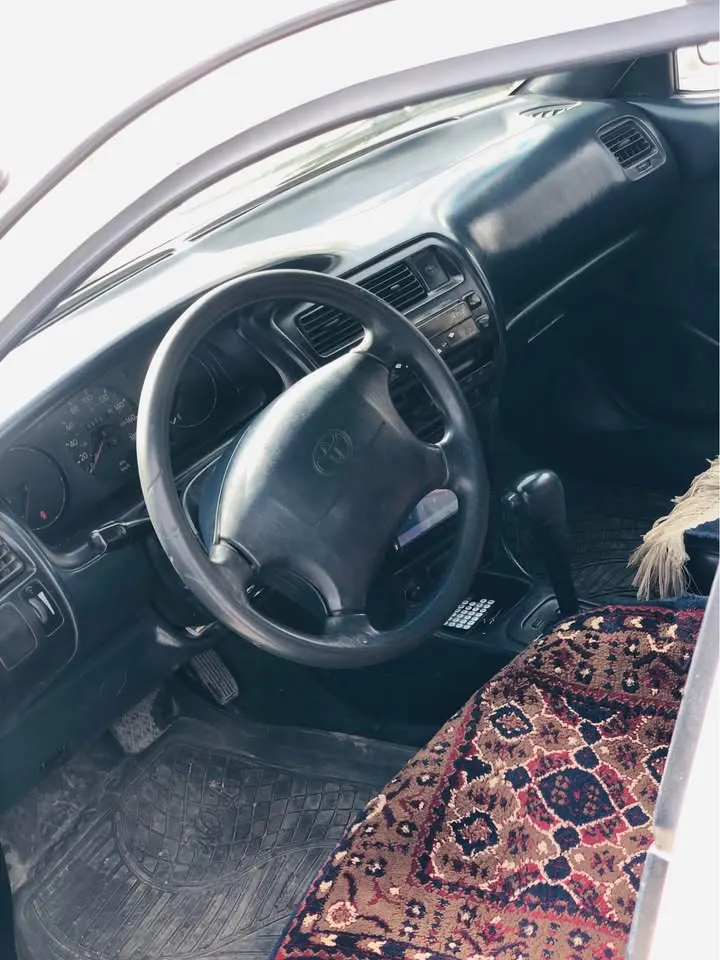 Toyota Corolla 1995 (3)