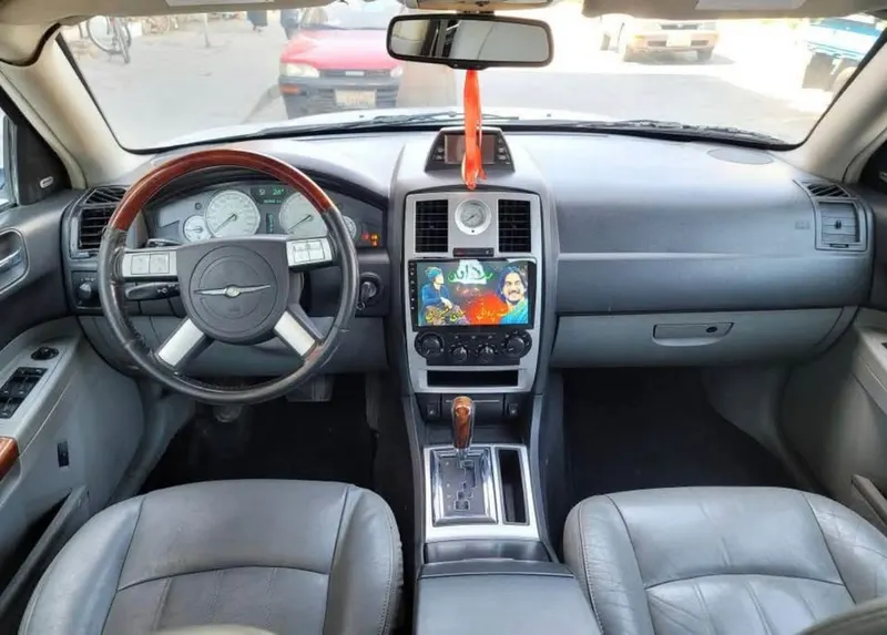 Chrysler 2006 (4)