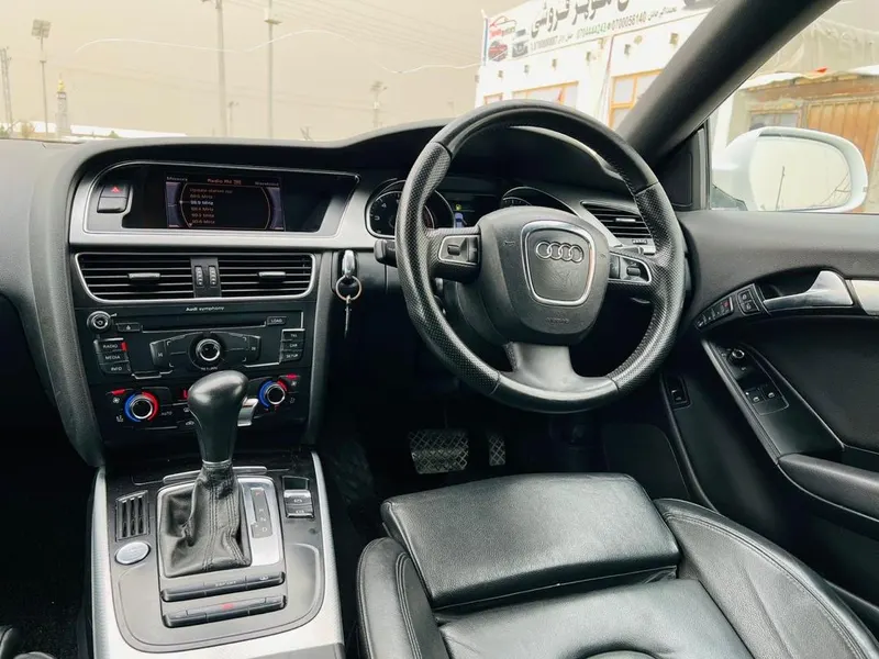 Audi A5 2011 (8)