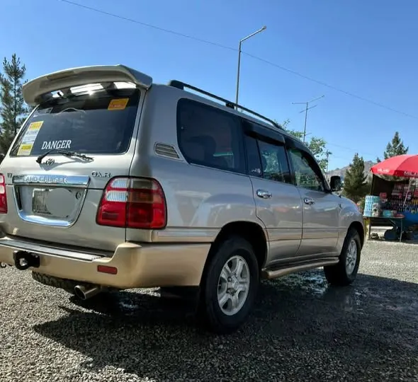 Toyota Land Cruiser 2008 (3)
