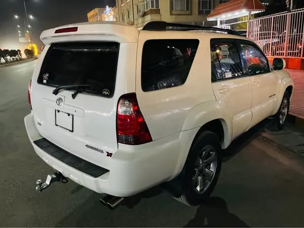 Toyota 4Runner Limited 2006 (2)