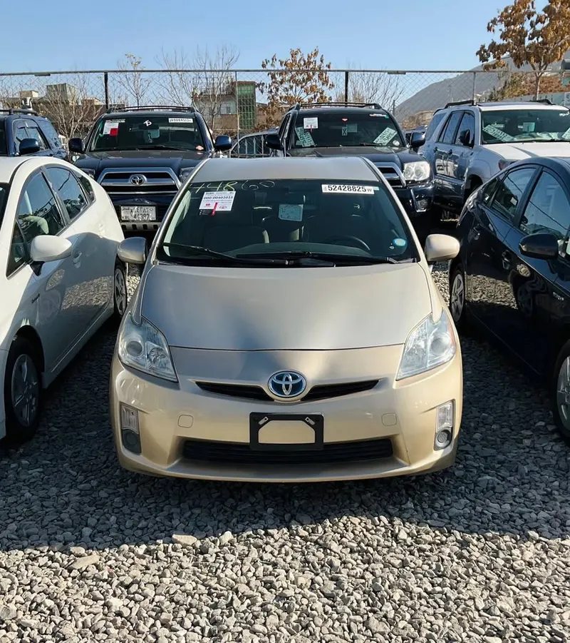 Toyota Prius 2011 (1)
