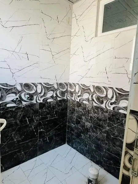 د پلورنې اپارتمان، 3 خونې، 170 m²، دویم پوړ، ده بوری چوک (2)