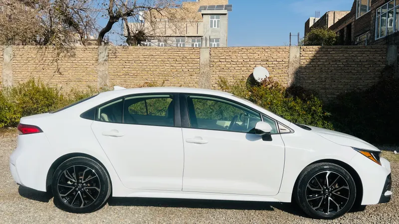 Toyota Corolla 2021 (4)