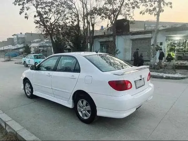 Toyota Corolla 2003 (2)