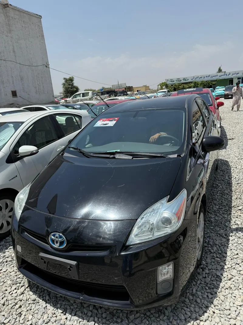 Toyota Prius (5)