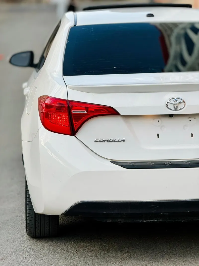 Toyota Corolla 2016 (7)