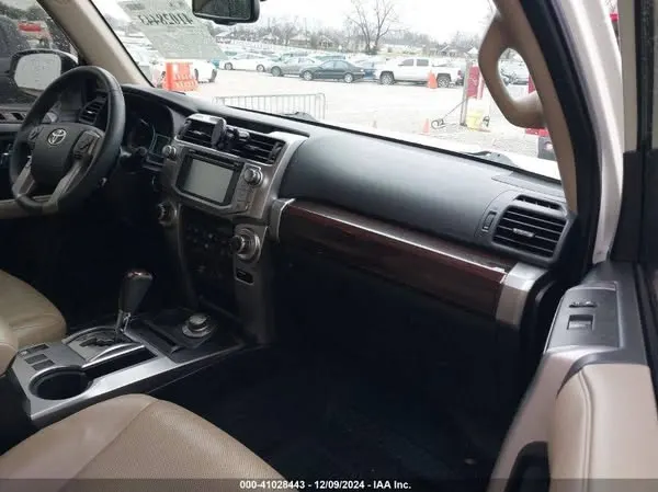 Toyota 4Runner 2019 (4)