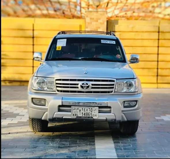 Toyota Land Cruiser 2000 (1)