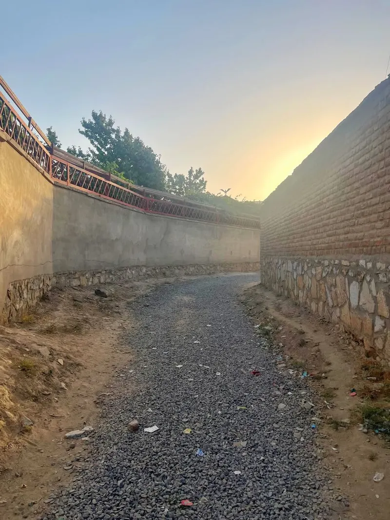 Walled land for sale, 1 jerib, Qargha Dam (3)