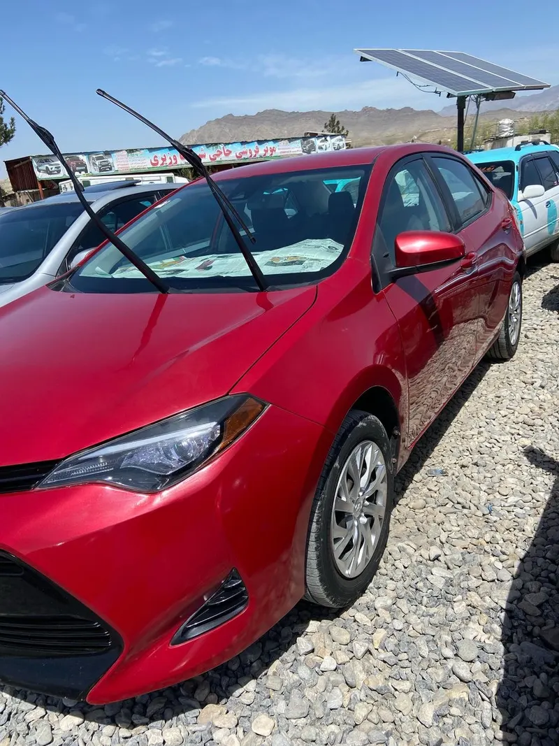 Toyota Corolla 2017 (6)