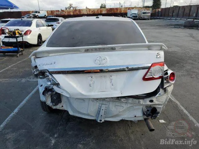 Toyota Corolla 2011 (3)