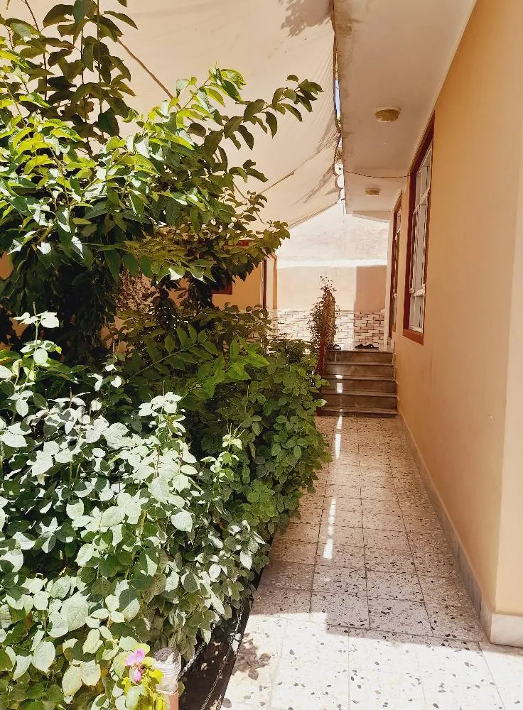2.5-storey house for sale, 9 rooms, 300 m² (2)