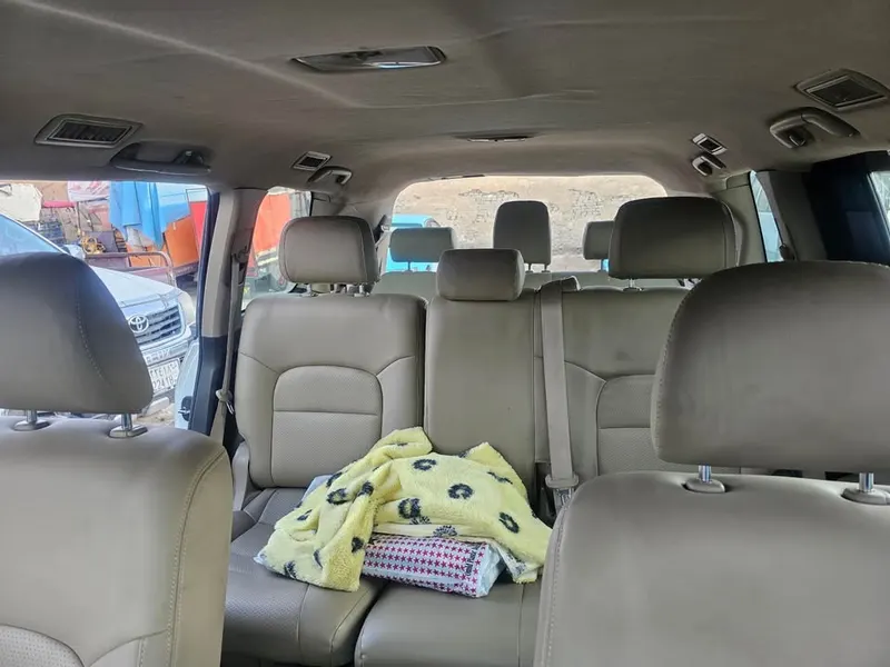 Toyota Land Cruiser 2010 (4)