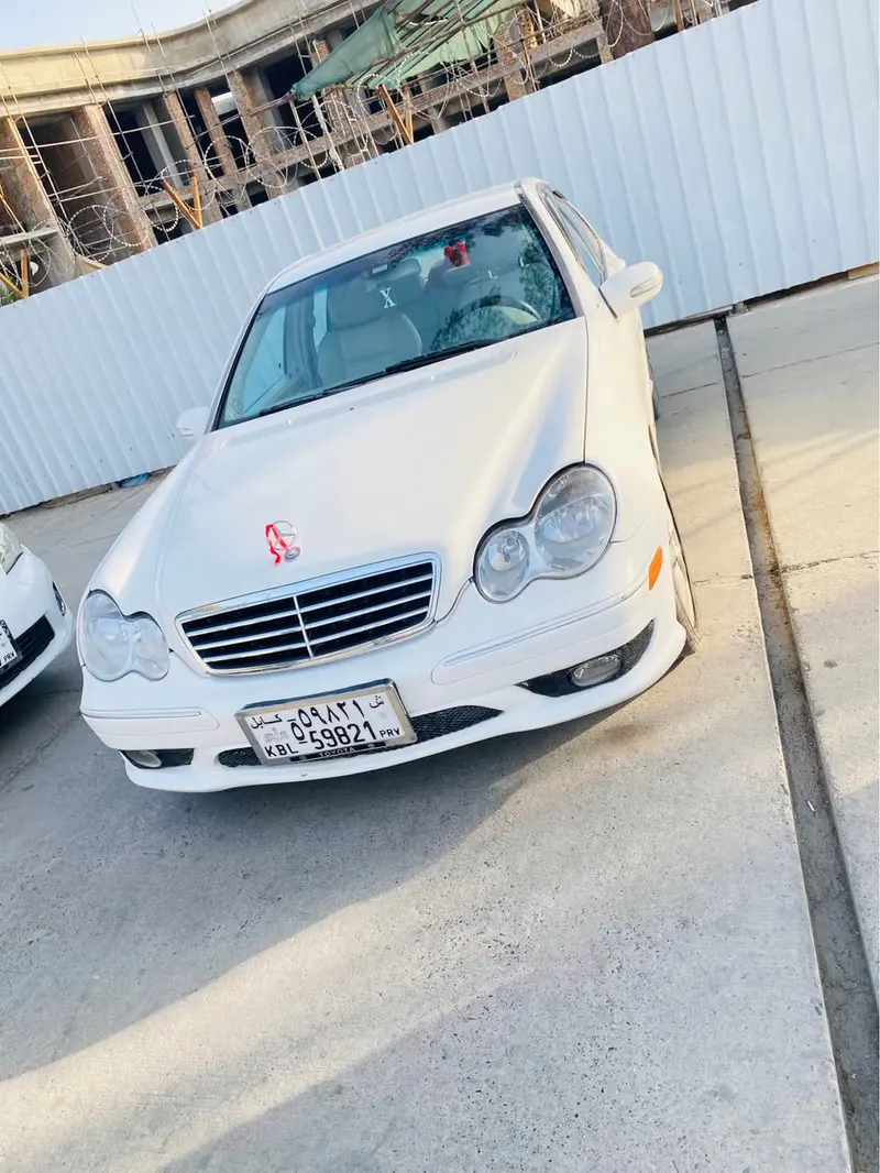 Mercedes-Benz (1)