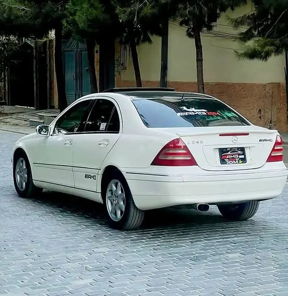 Mercedes-Benz 2004 (3)